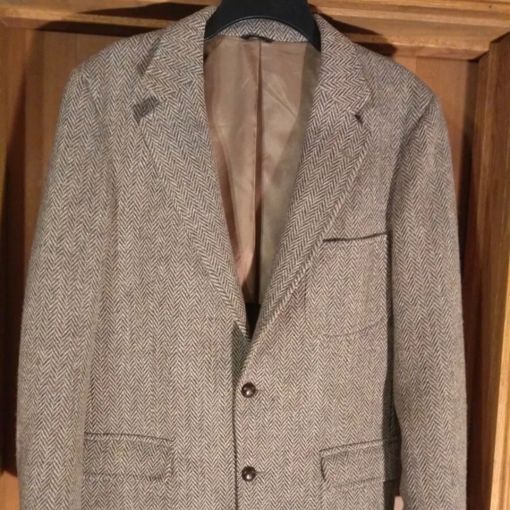 McClure Tweed Wool Jacket Sport Coat Tan Blue Herringbone 40R. Suit jacket